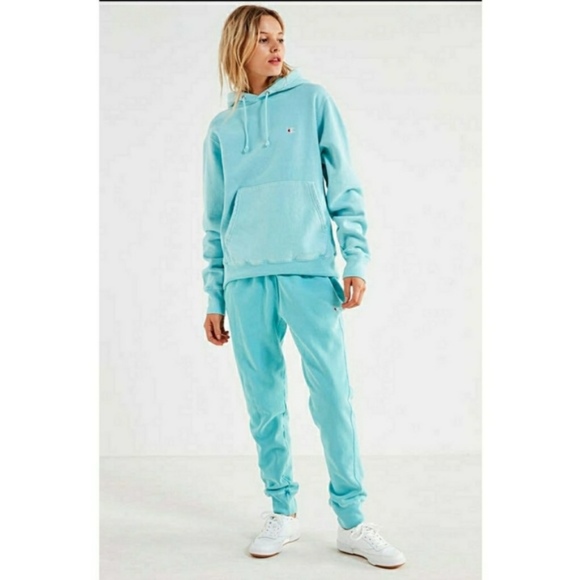Champion Pants - NWT Champion Reverse Weave Pigment-Dye Jogger Pant